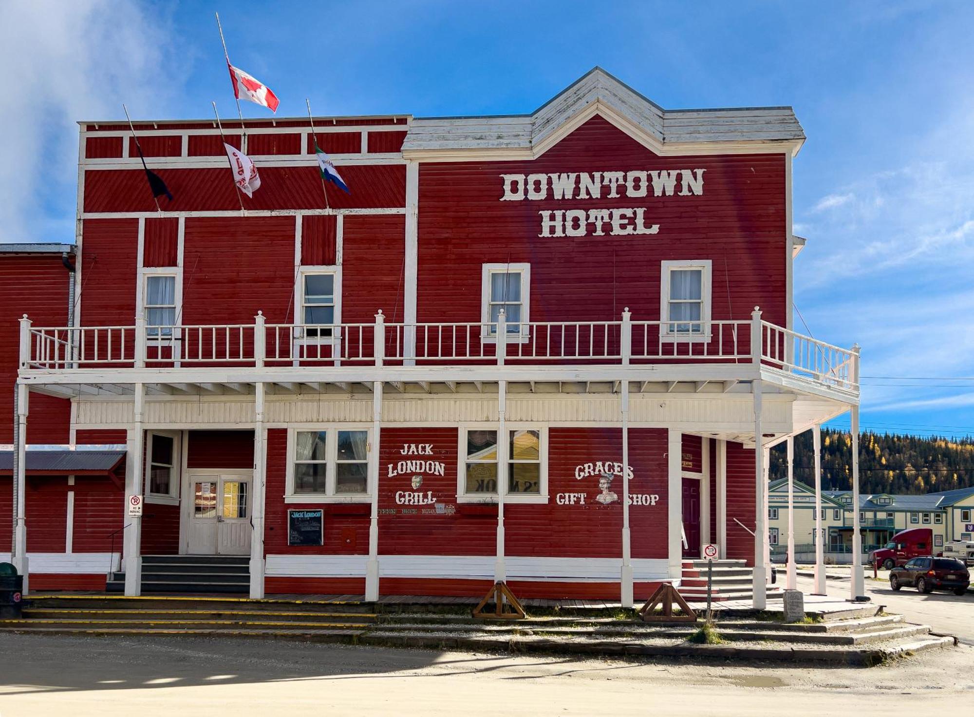 The Downtown, A Coast Hotel Dawson City Esterno foto